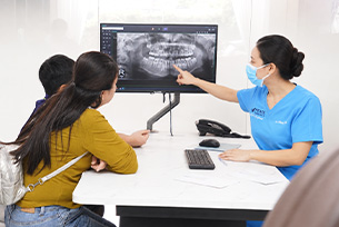 BS. Trương Thùy Trang theo dõi sự phát triển răng, khớp cắn và xương hàm ở trẻ em